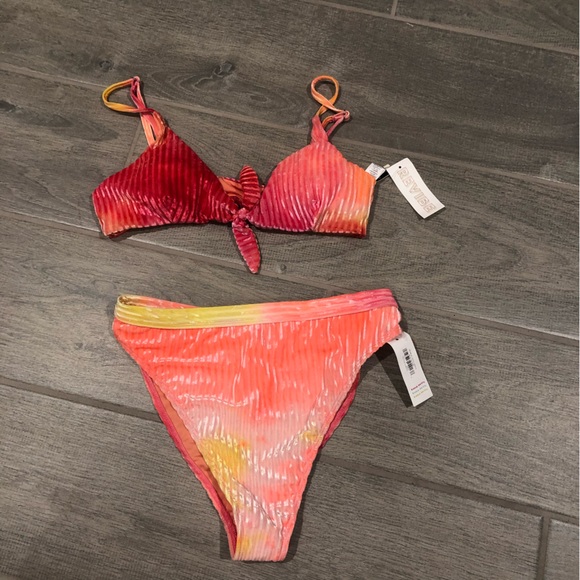 Dippin’ Daisys Tie Dye Bikini - Picture 1 of 5